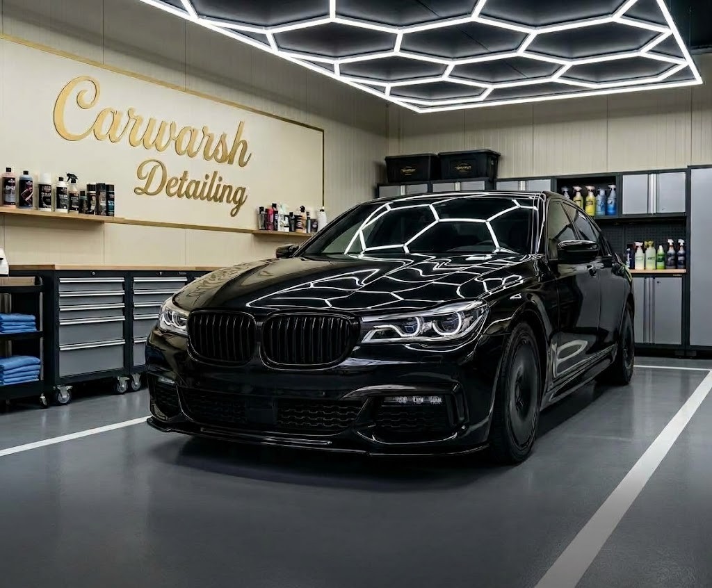 BMW Serie 7 negro en el estudio de detailing